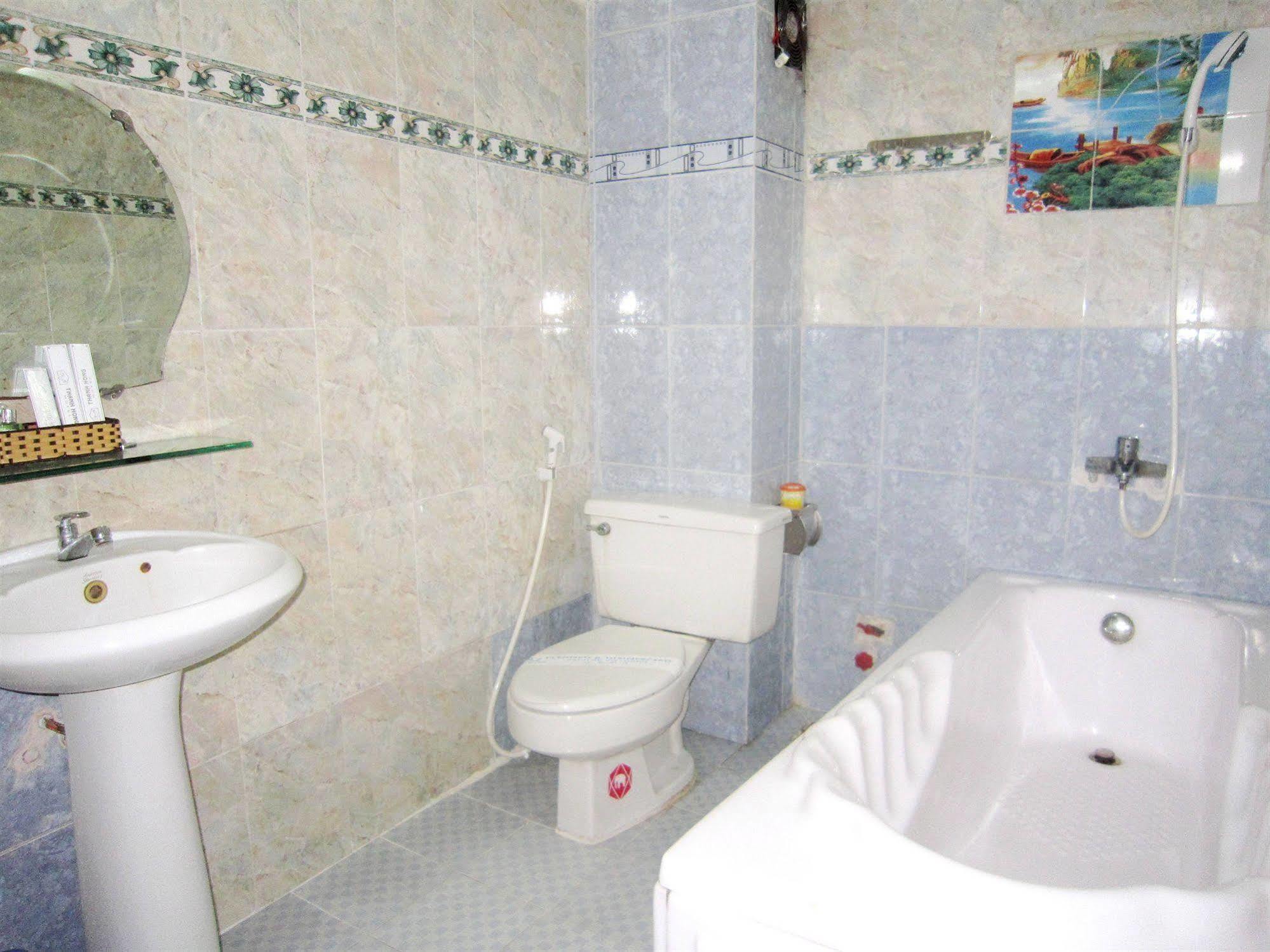 Thanh Hong Hotel Ho Chi Minh-stad Buitenkant foto